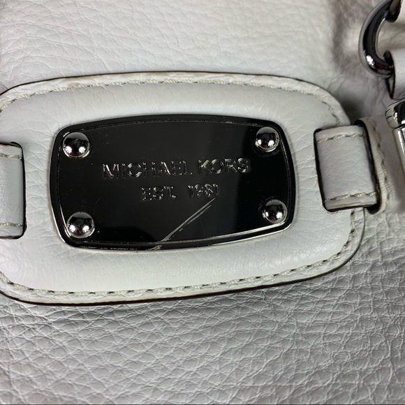 MICHAEL KORS Hamilton Whipped Optic White Tote - Picture 3 of 11